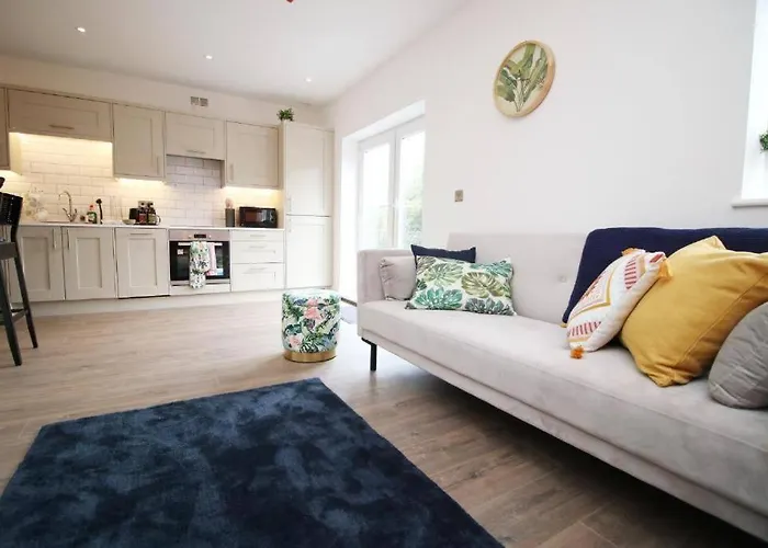 16 North Road Flat 3 By Mia Living Free Parking On Site
