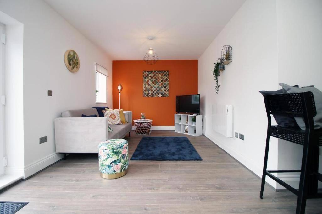 16 North Road Flat 3 By Mia Living Free Parking On Site * Cardiff
