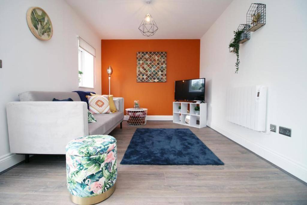 16 North Road Flat 3 By Mia Living Free Parking On Site *